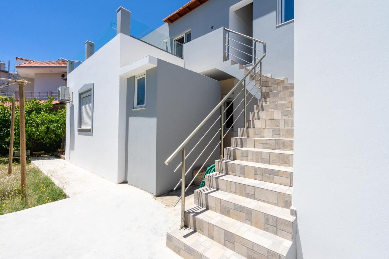 Aristos Garden Apartments Kalithies ภายนอก รูปภาพ