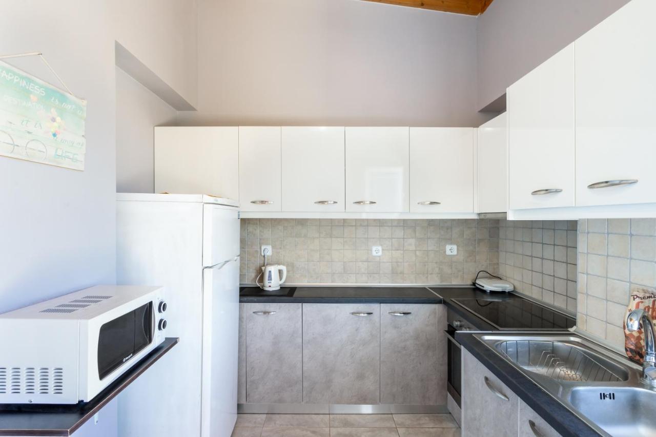 Aristos Garden Apartments Kalithies ภายนอก รูปภาพ