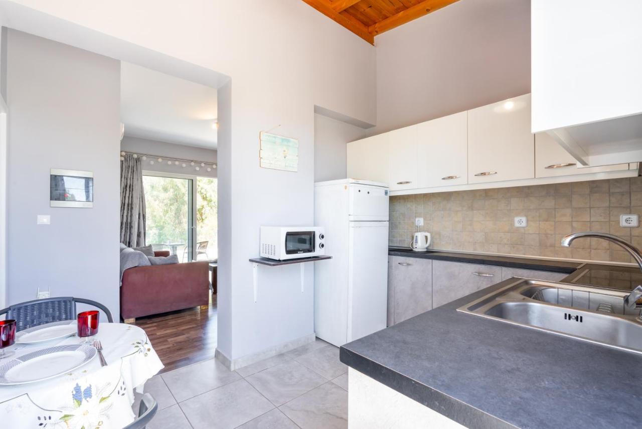 Aristos Garden Apartments Kalithies ภายนอก รูปภาพ