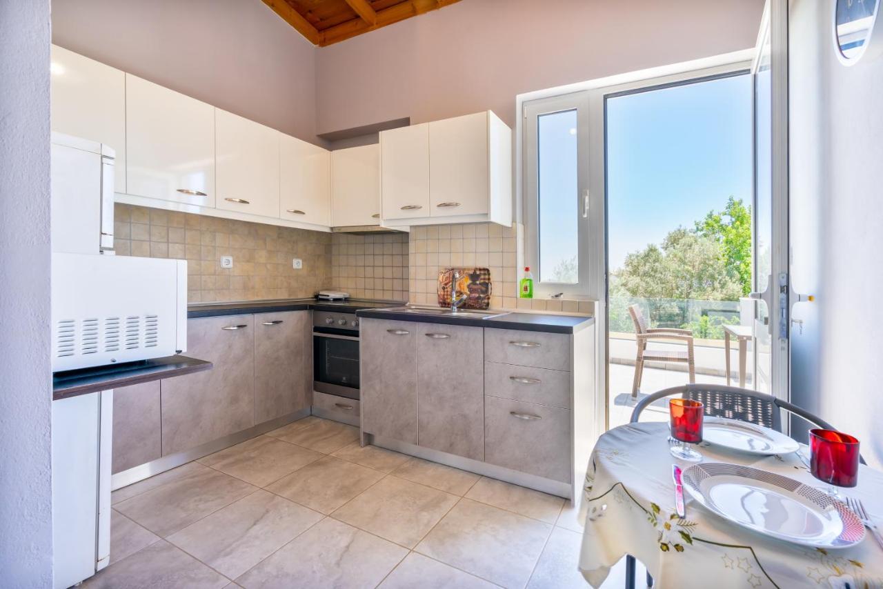 Aristos Garden Apartments Kalithies ภายนอก รูปภาพ